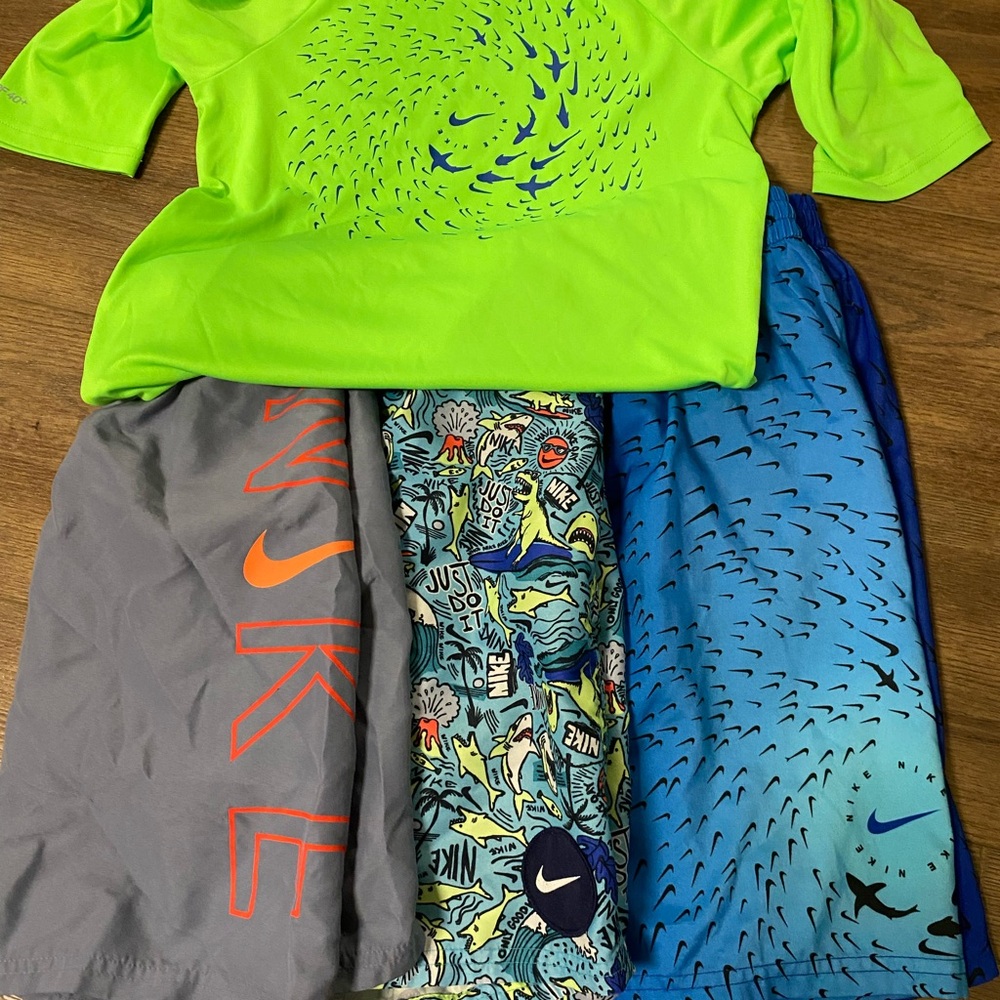 Nike big boys swim shorts kids medium
